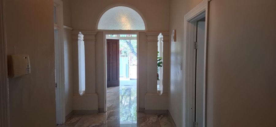 8 Bedroom Property for Sale in Southernwood Eastern Cape